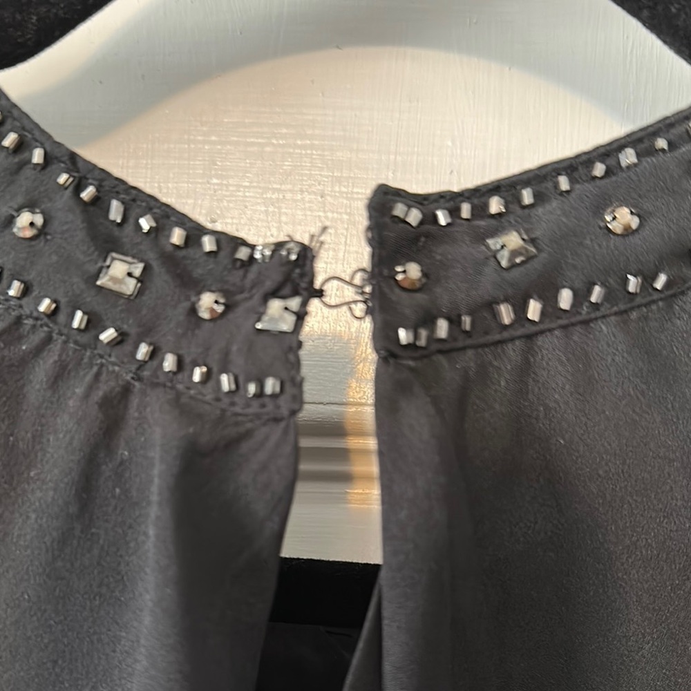 Black Asymmetrical Blouse with Cap Sleeves and Bib Collar - Picture 7 of 9